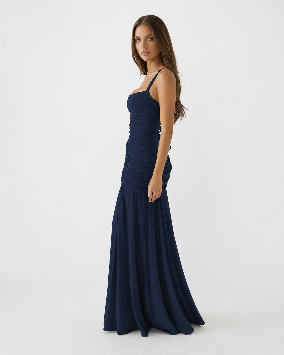 ENIE | Vestido maxi con escote cuadrado fruncido.