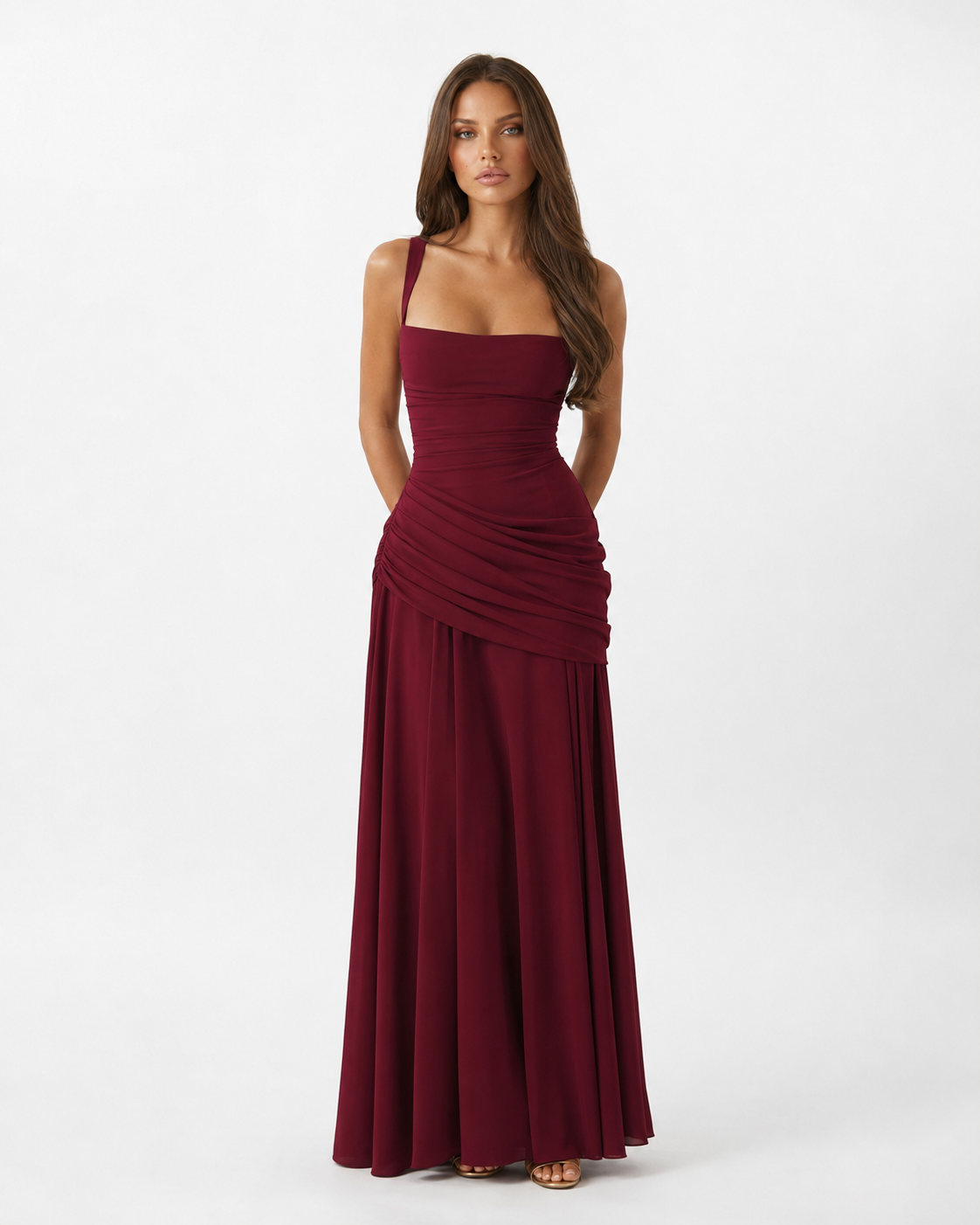 ENIE | Vestido maxi con escote cuadrado fruncido.