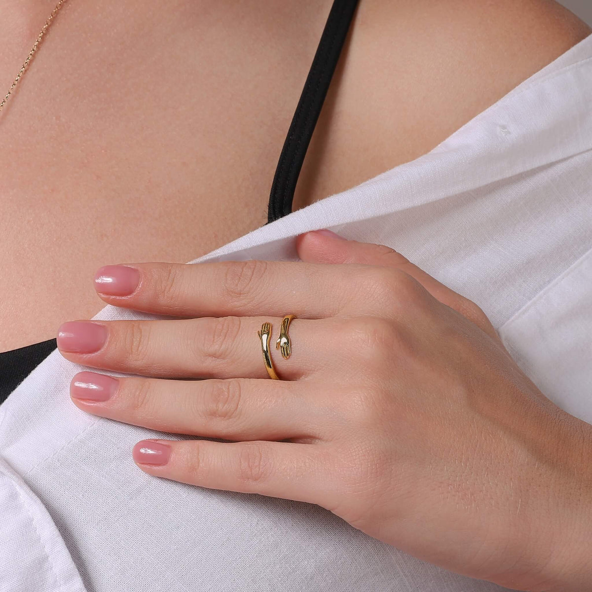 Anillo de Abrazo - Oro Real