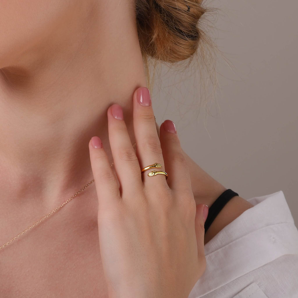 Anillo de Abrazo - Oro Real