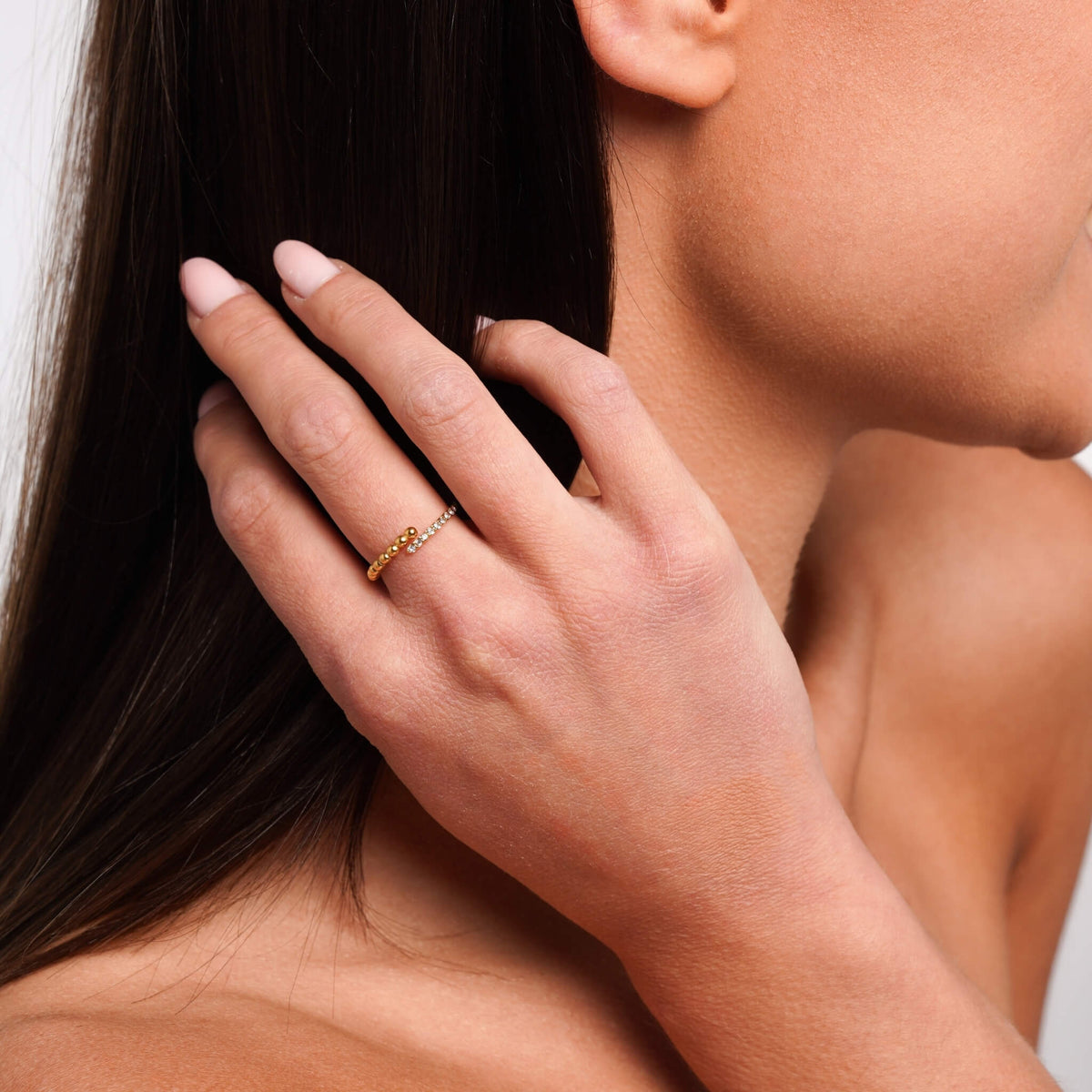 Anillo de Perlas y Cristales