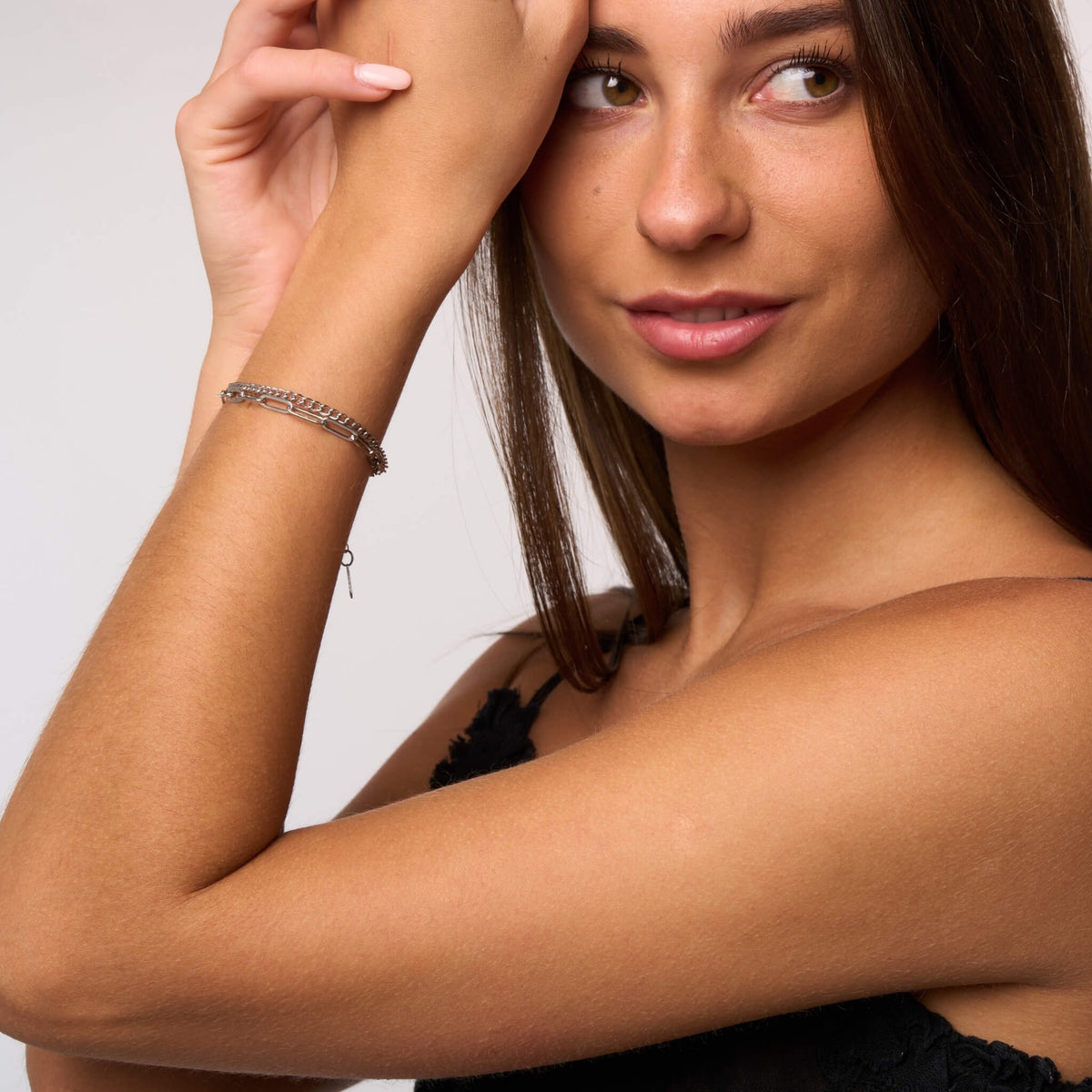 Pulsera de Doble Enlace