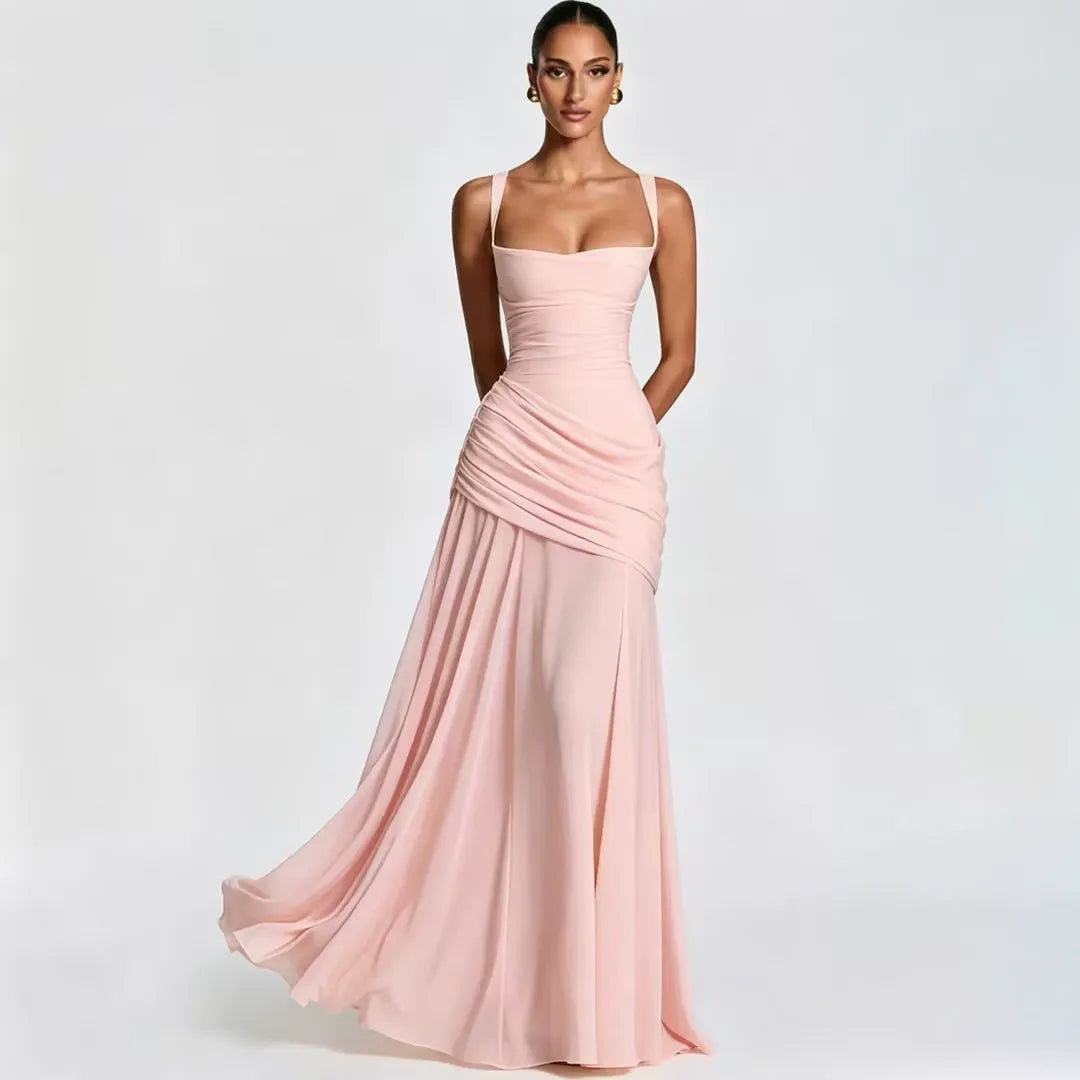 ENIE | Vestido maxi con escote cuadrado fruncido.